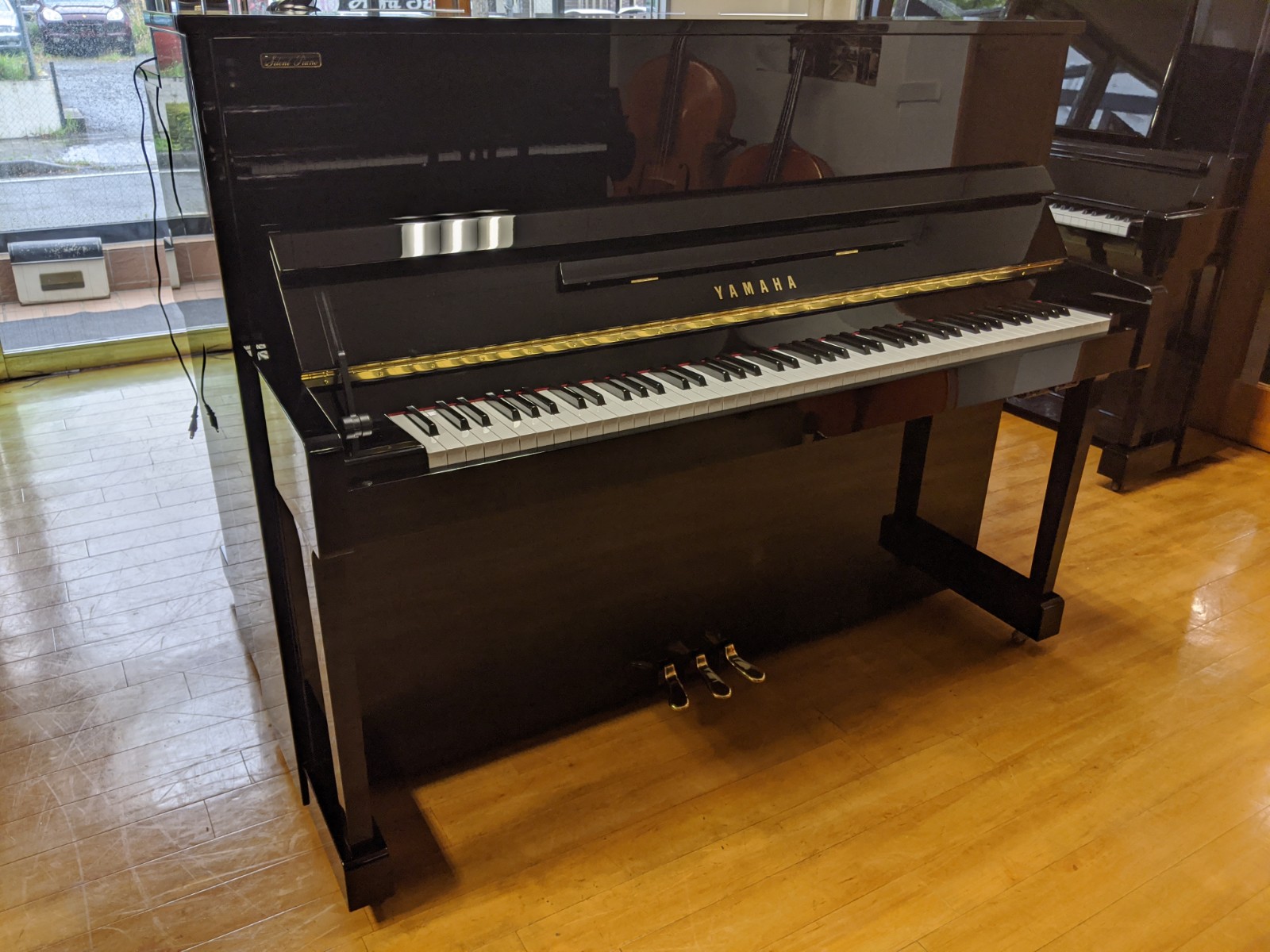 中古アップライトピアノ　YAMAHA（ヤマハ）YM5S